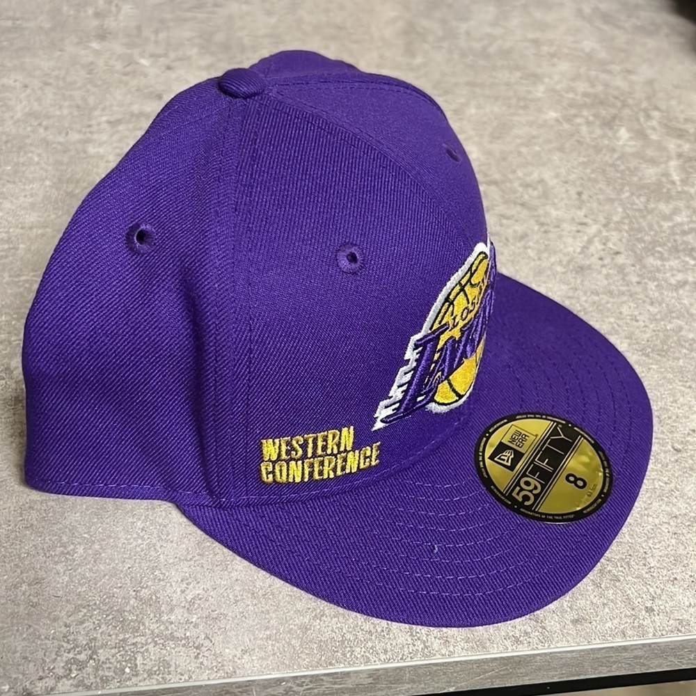 Lakers New Era Fitted Cap - Picture 3 of 3